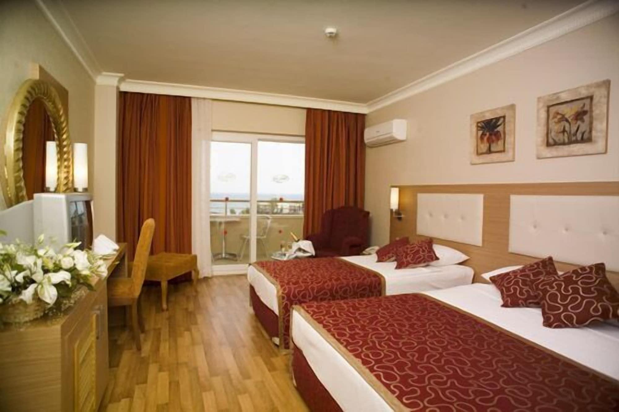 Alaiye Resort & Spa Hotel 아브살라르 외부 사진